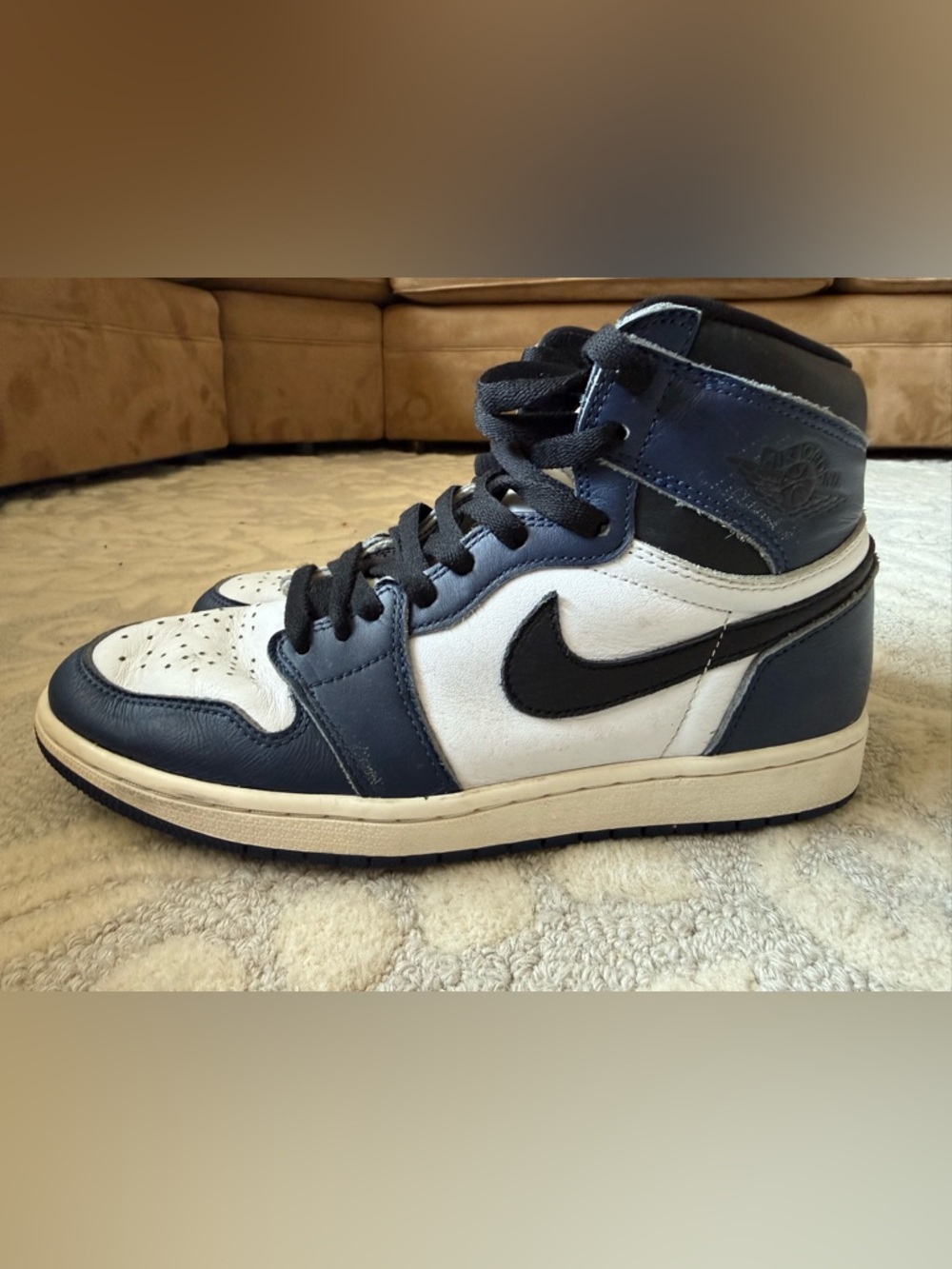 Nike High-Top Jordan's Sneakers in Navy & White-men's 8.5